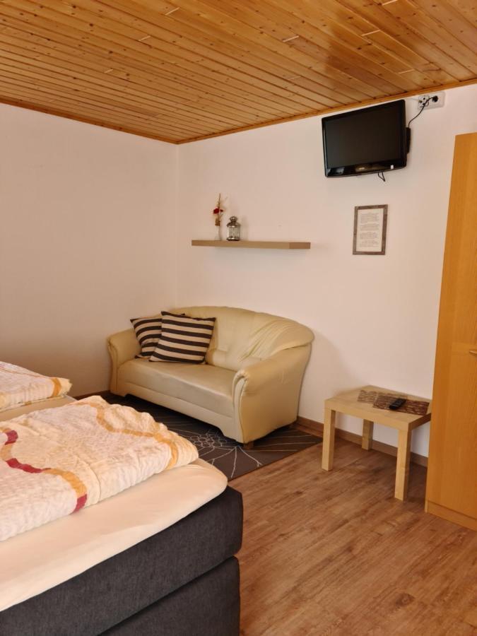 Gaestehaus Portugall 엘렌츠폴터스도프 외부 사진
